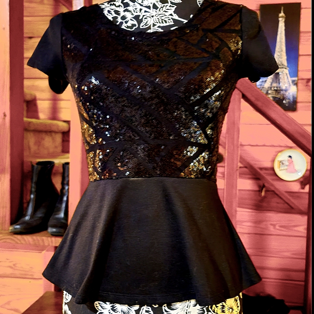 Sequins black top